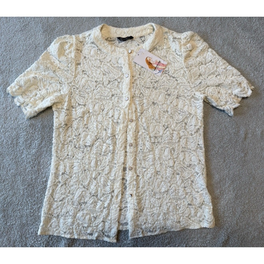 NWT Pretty Garden‎ Lace Cream Top Short Sleeve Button Down Blouse Women's M